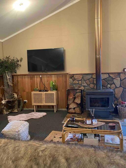 Great Lakes Wilderness Three Bedroom Home Miena Esterno foto