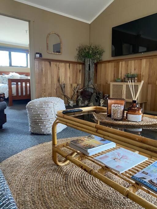 Great Lakes Wilderness Three Bedroom Home Miena Esterno foto